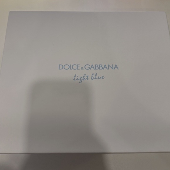 2x NEW Dolce & Gabbana Light Blue Beach Towel - Picture 3 of 6